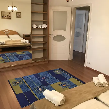 Lotusz In Apartamento *