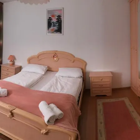 Apartamento Lotusz In *