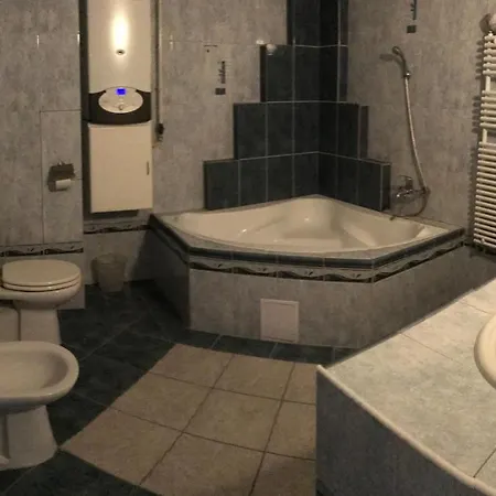 Lotusz In Apartamento *