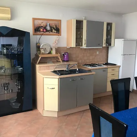 Apartment Lotusz In