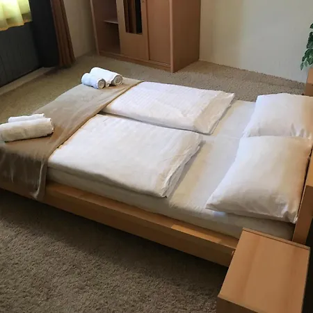 Lotusz In Apartamento *