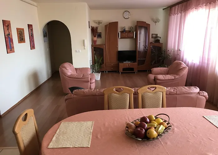 Lotusz In アパート